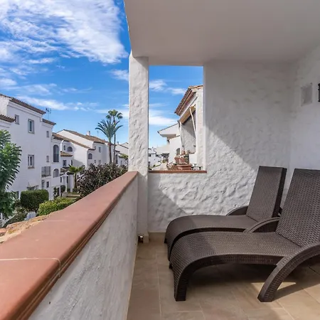 3b Virgo Apartamento Estepona